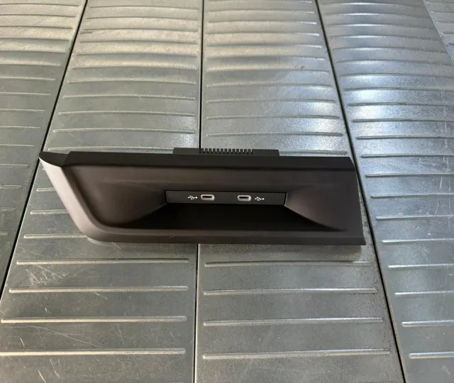 Port Usb Volkswagen Volkswagen Golf 8 [2020 2024] 