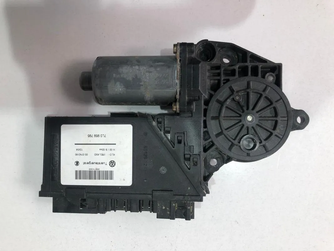 Motoras Macara Geam Stanga Spate Cu Modul Volkswagen Volkswagen Touareg