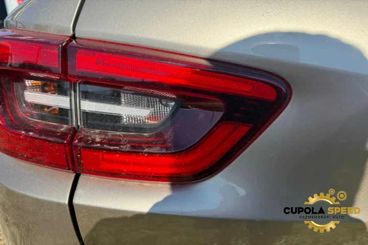 Lampa Tripla Stop Stanga Pe Haion Renault Kadjar [2015 2018] 