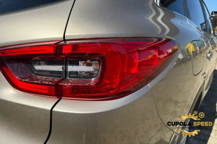 Lampa Tripla Stop Dreapta Pe Aripa Renault Kadjar [2015 2018] 