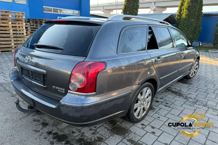 Aripa Spate Dreapta Toyota Avensis 2 T25 [2002 2006] 