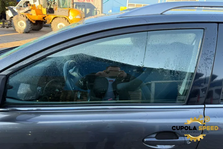Geam Usa Fata Stanga Toyota Avensis 2 T25 [facelift] [2006 2009] 