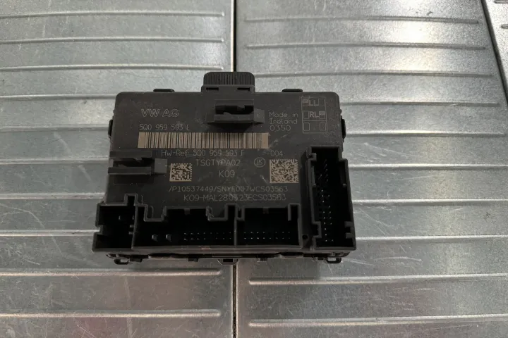 Modul Control Usa Fata Audi Q2 [2016 2020] Piese auto în Suceava, Suceava Dezmembrari