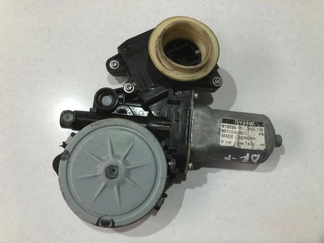 Motoras Macara Geam Stanga Spate Toyota Avensis 3 T27 [2009 2011] 