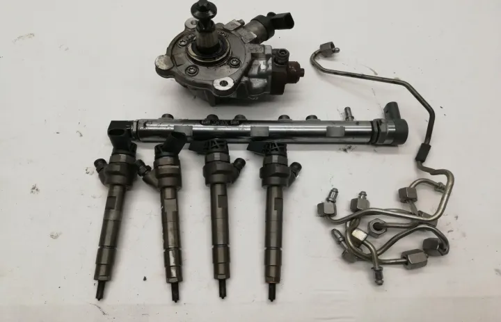 Kit Injectie 2 0d 184cp N47d20c 7810702 7809128 Bmw Seria 2 F22/f23 [2013 2017] 