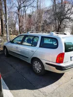 Vand Renault Megane 1 din 2002, avariat in totalitate