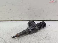Injector 038130023 Volkswagen Passat B5 5 (facelift) (2000 2005) Avb Piese auto în Roman, Neamt Dezmembrari