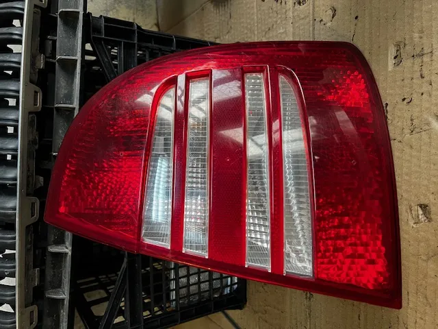 Lampa / Tripla Stop Dreapta Pe Aripa Skoda Superb [2001 2006] Sedan Skoda Superb