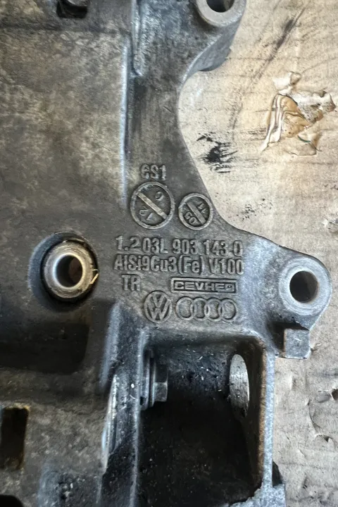 Suport Alternator Volkswagen Vw Tiguan [facelift] 5n [2011 2017] Crossover 2 0
