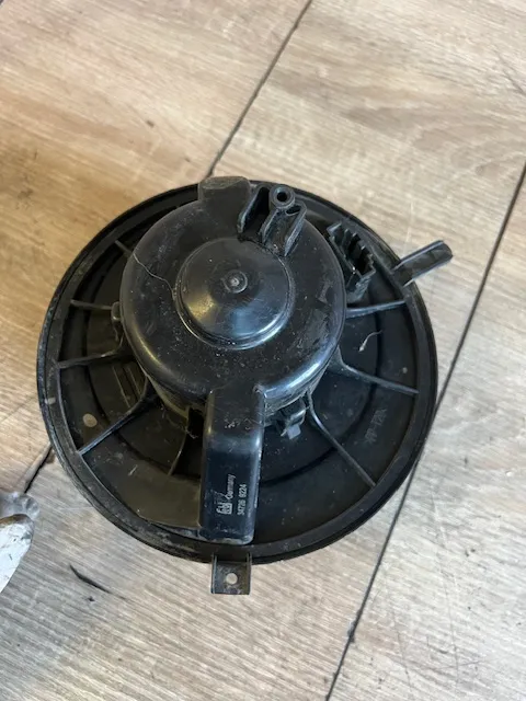 Ventilator Aeroterma Volkswagen Vw Caddy 3 [2004 2010] Volkswagen Vw Caddy 3