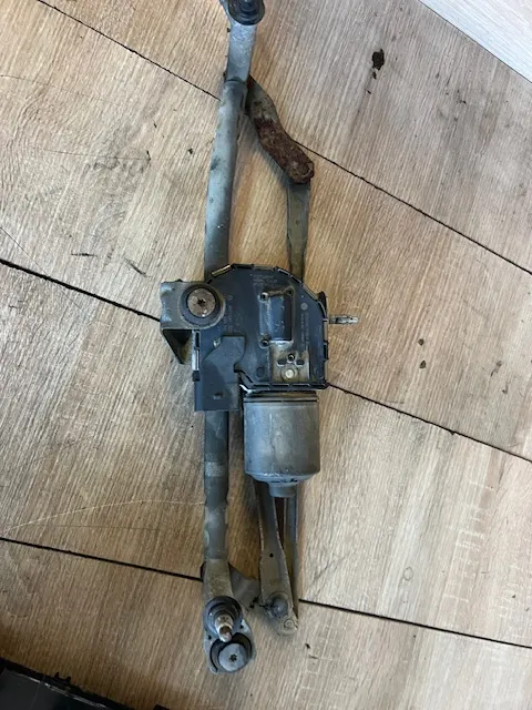 Ansamblu Stergatoare Parbriz Volan Pe Stanga 2k1955119c/2k1 955 023 G Volkswagen