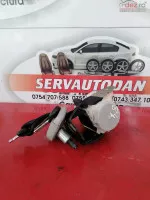 Centura Toyota Yaris (2005 ) 1 0 1kr Benzina 2017 